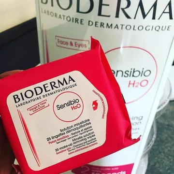 Sensibio cleansing wipes